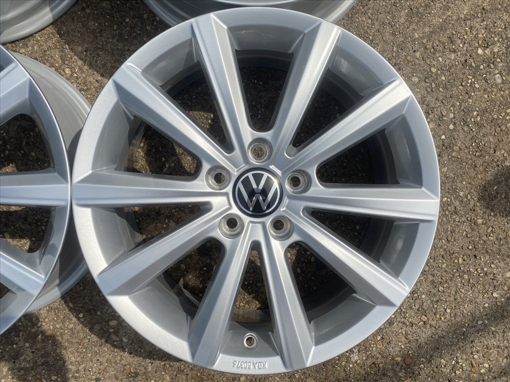 4db gyári 17" VW Passat [Merano] alufelni. (4027) 2. kép